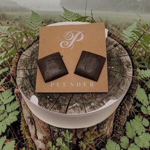 10/ $10 Plunder Dark Brown Wood Square Earrings